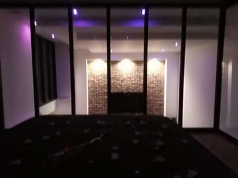 Magnifique Loft Avec Jacuzzi Et Sauna Privatif Ferriere-la-Grande Luaran gambar