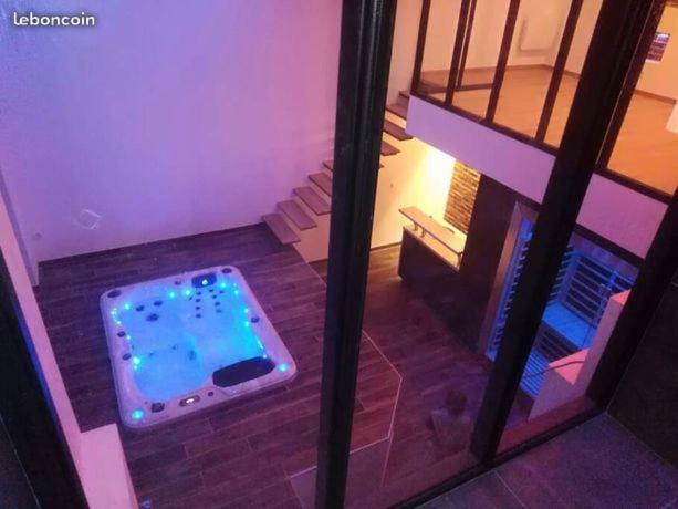 Magnifique Loft Avec Jacuzzi Et Sauna Privatif Ferriere-la-Grande Luaran gambar