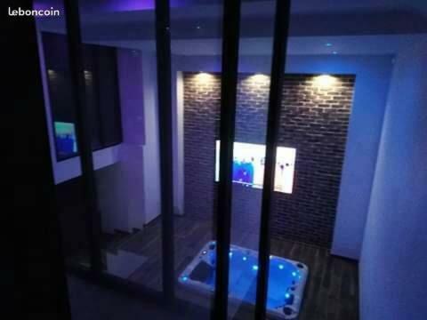 Magnifique Loft Avec Jacuzzi Et Sauna Privatif Ferriere-la-Grande Luaran gambar